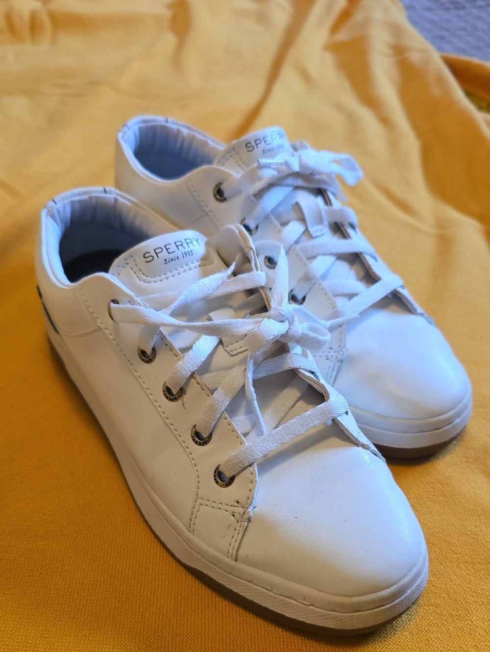 Sperry Women's Classic Lace-Up Low-Top Sneakers EUC